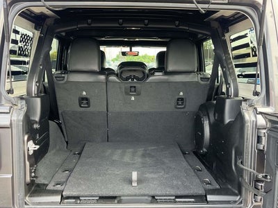 2022 Jeep Wrangler Unlimited Unlimited Sahara Altitude