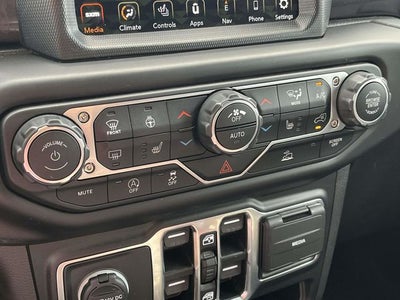 2022 Jeep Wrangler Unlimited Unlimited Sahara Altitude