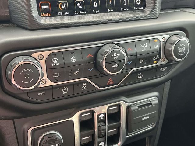 2022 Jeep Wrangler Unlimited Unlimited Sahara Altitude