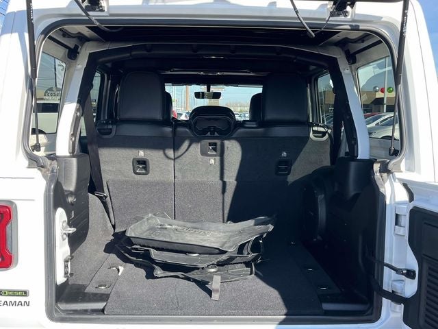 2021 Jeep Wrangler Unlimited Unlimited Sahara Altitude