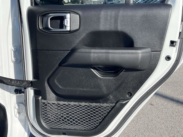 2021 Jeep Wrangler Unlimited Unlimited Sahara Altitude