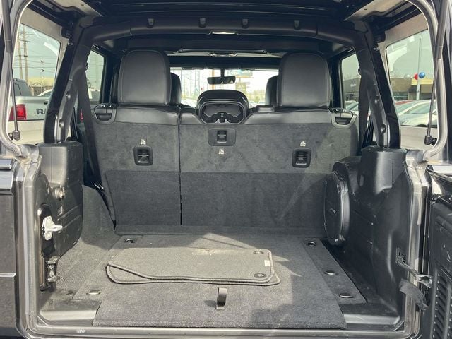 2021 Jeep Wrangler Unlimited Unlimited Sahara Altitude