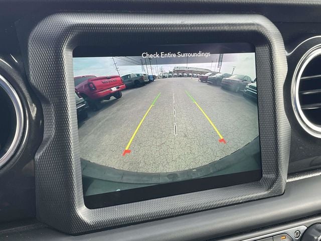 2021 Jeep Wrangler Unlimited Unlimited Sahara Altitude