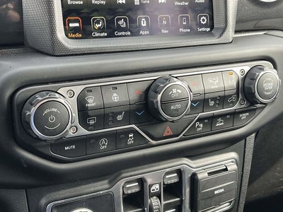 2021 Jeep Wrangler Unlimited Unlimited Sahara Altitude