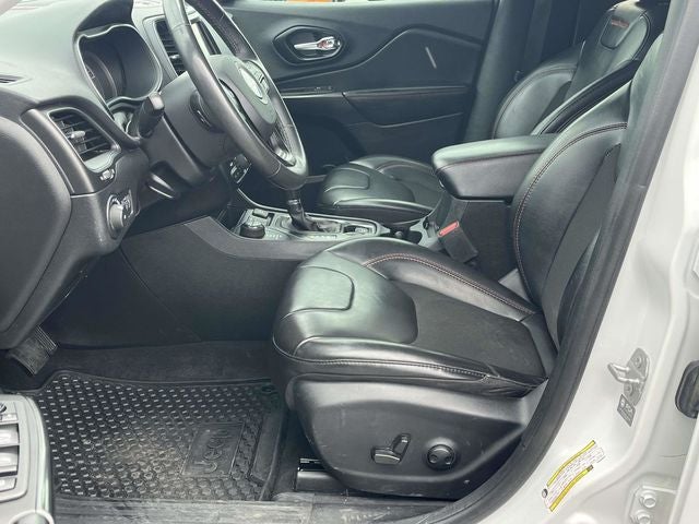 2022 Jeep Cherokee Trailhawk
