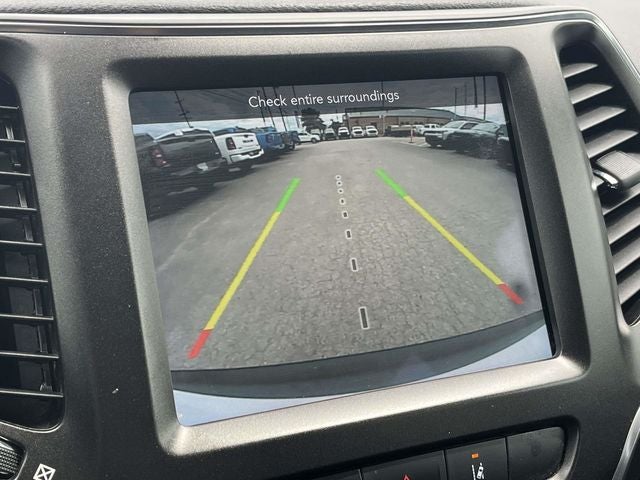 2022 Jeep Cherokee Trailhawk