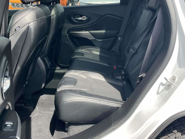 2022 Jeep Cherokee Latitude Lux