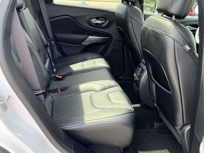 2022 Jeep Cherokee Latitude Lux