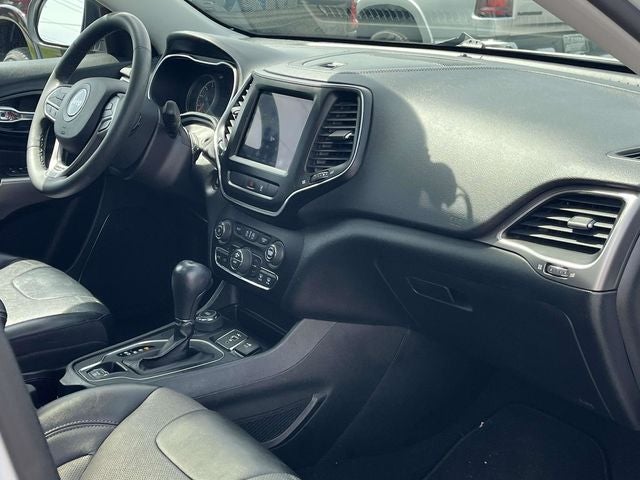 2022 Jeep Cherokee Latitude Lux