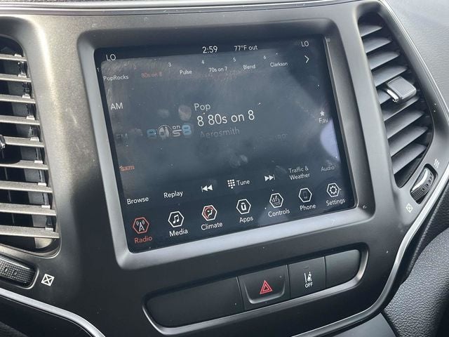 2022 Jeep Cherokee Latitude Lux