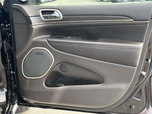 2017 Jeep Grand Cherokee Summit