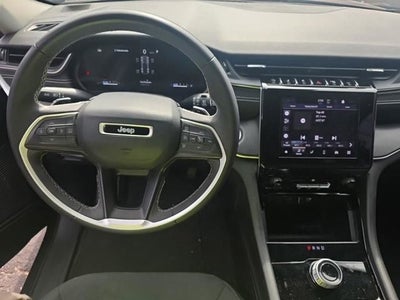 2023 Jeep Grand Cherokee Laredo