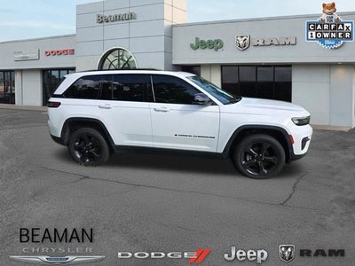 2022 Jeep Grand Cherokee Altitude