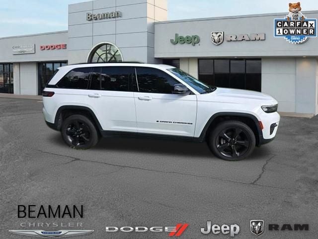 2022 Jeep Grand Cherokee Altitude