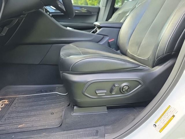 2022 Jeep Grand Cherokee Altitude