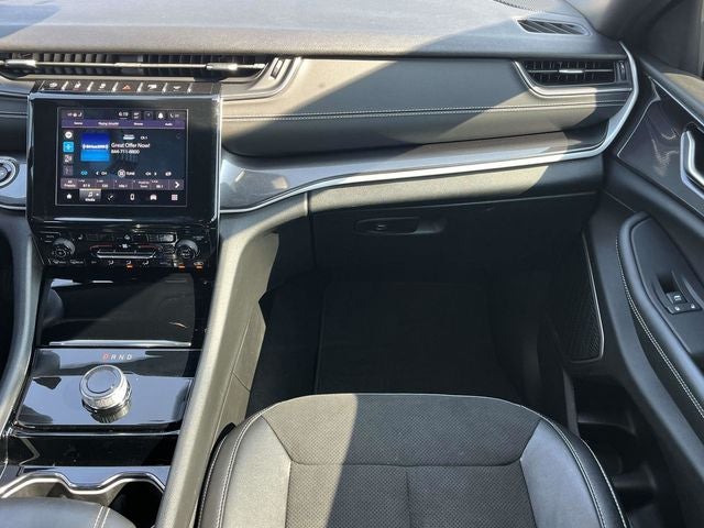 2022 Jeep Grand Cherokee Altitude