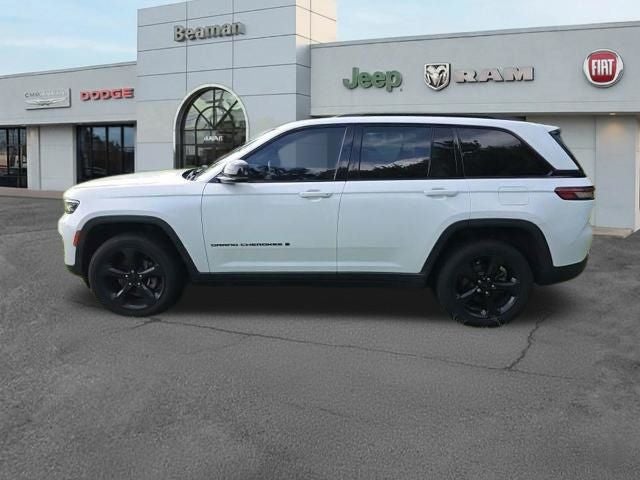 2022 Jeep Grand Cherokee Altitude