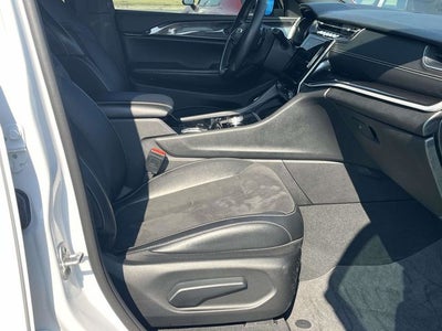 2022 Jeep Grand Cherokee Altitude