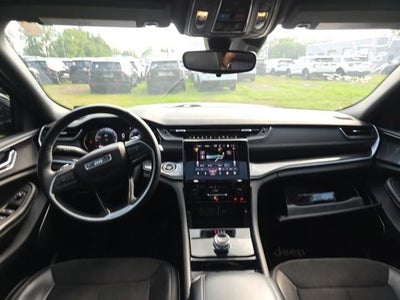 2022 Jeep Grand Cherokee Altitude