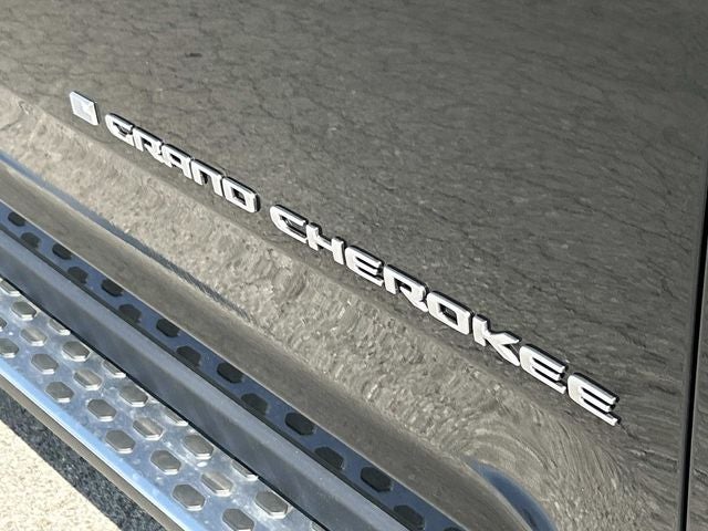 2027 Jeep Grand Cherokee Laredo X
