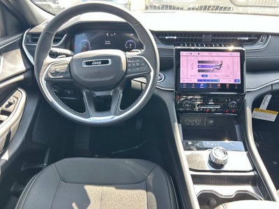 2027 Jeep Grand Cherokee Laredo X