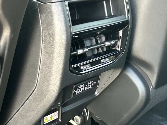 2027 Jeep Grand Cherokee Laredo X