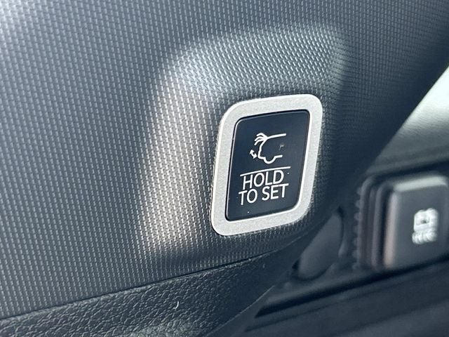 2027 Jeep Grand Cherokee Laredo X