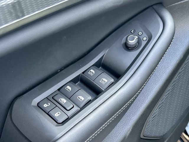 2027 Jeep Grand Cherokee Laredo X