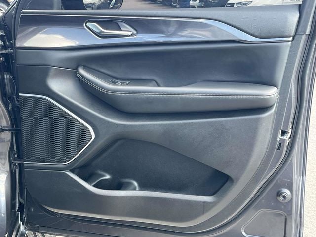 2022 Jeep Grand Cherokee Altitude
