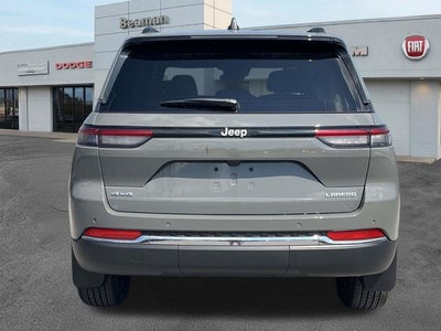 2027 Jeep Grand Cherokee Laredo X