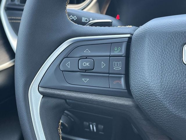 2026 Jeep Grand Cherokee Base