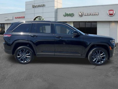 2026 Jeep Grand Cherokee Base