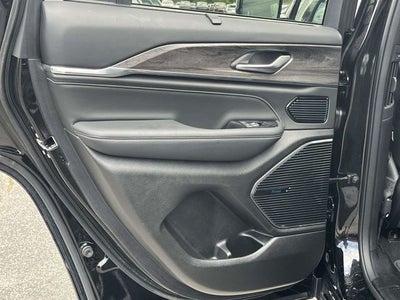 2022 Jeep Grand Cherokee Overland