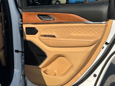 2022 Jeep Grand Cherokee Summit