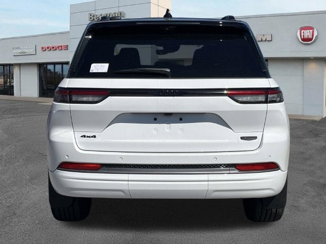 2027 Jeep Grand Cherokee Summit