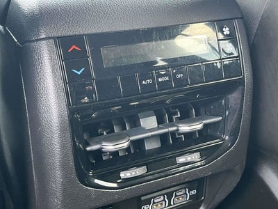 2022 Jeep Grand Cherokee L Laredo
