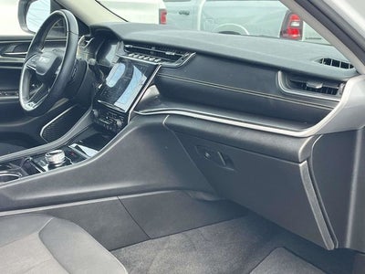 2022 Jeep Grand Cherokee L Laredo