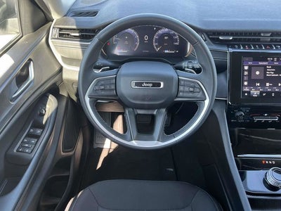 2024 Jeep Grand Cherokee L Laredo