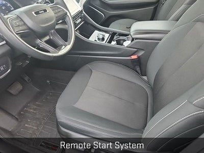 2022 Jeep Grand Cherokee L Laredo