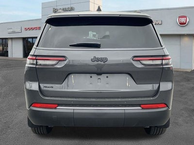 2026 Jeep Grand Cherokee Laredo