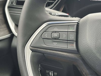 2027 Jeep Grand Cherokee Laredo Altitude