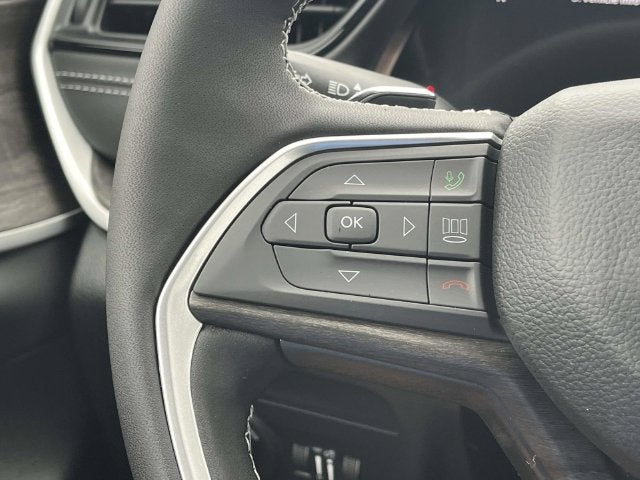 2027 Jeep Grand Cherokee Laredo Altitude