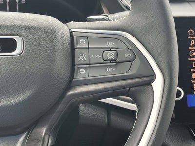 2027 Jeep Grand Cherokee Laredo Altitude