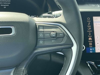 2027 Jeep Grand Cherokee Laredo Altitude