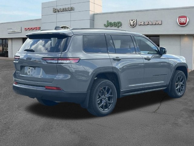 2027 Jeep Grand Cherokee Laredo Altitude