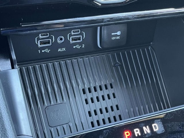 2027 Jeep Grand Cherokee Laredo Altitude