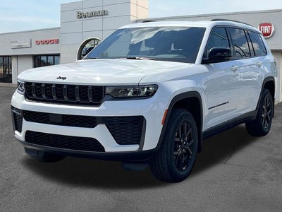 2026 Jeep Grand Cherokee Laredo