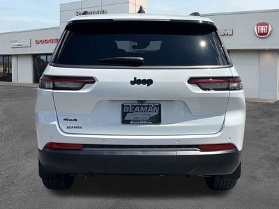 2026 Jeep Grand Cherokee Laredo