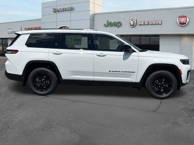 2026 Jeep Grand Cherokee Laredo