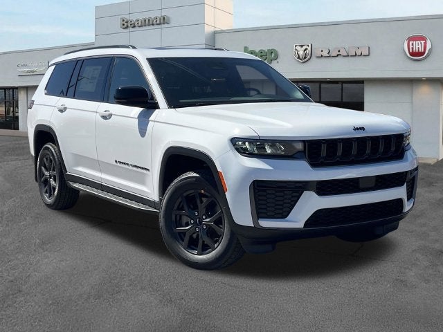 2027 Jeep Grand Cherokee Laredo Altitude